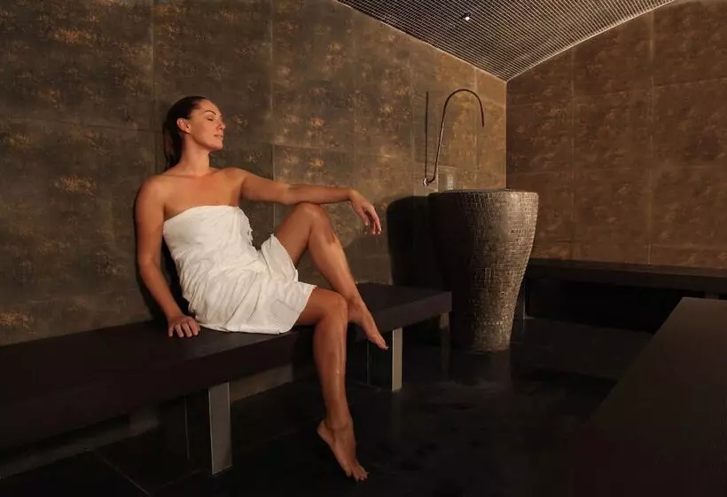 Отель Aquabella Hôtel & Spa