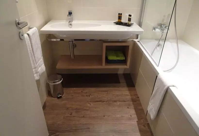 Отель Aquabella Hôtel & Spa