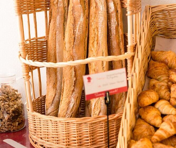 Brit Hotel Rennes Cesson