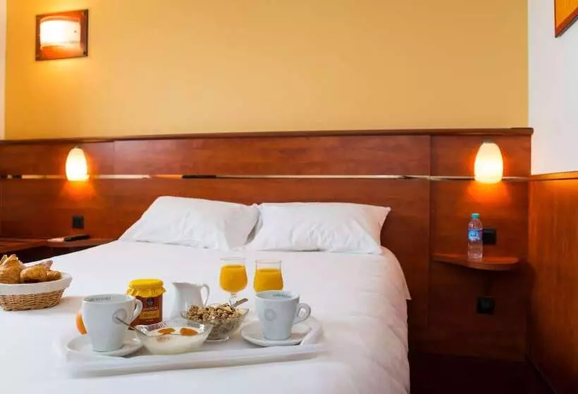 Brit Hotel Rennes Cesson