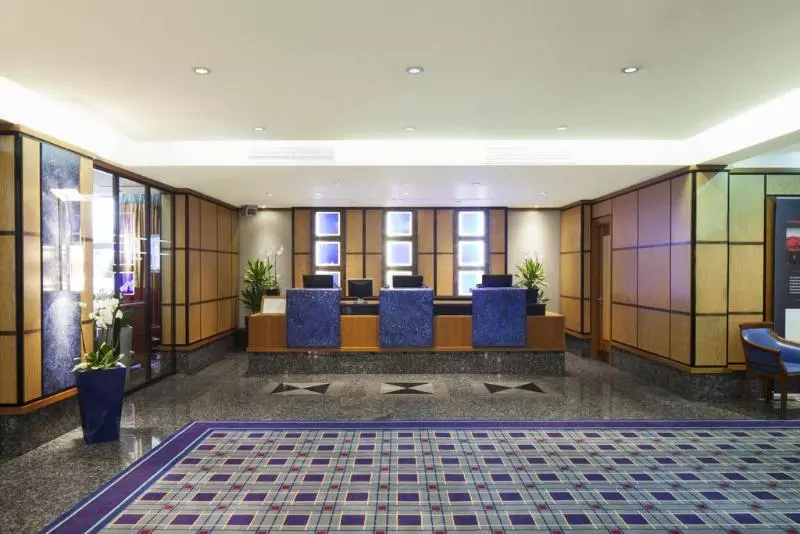 호텔 Grange Bracknell