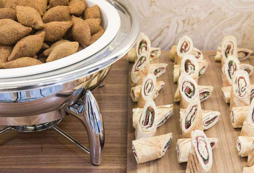 Hotelli Hilton Garden Inn Ras Al Khaimah