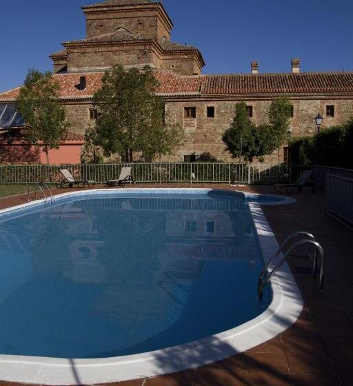 فندق Valle Del Ambroz