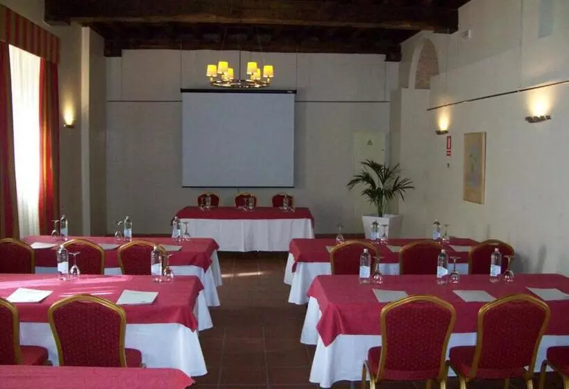 Hotel Valle Del Ambroz