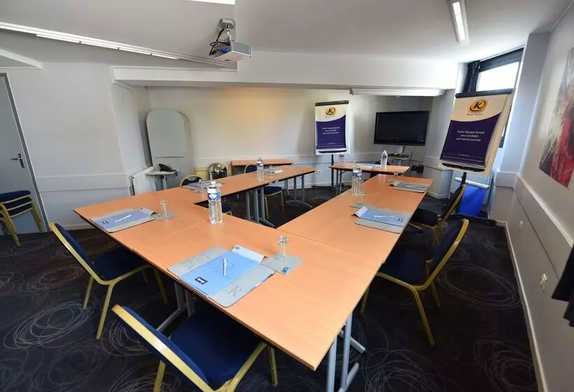 Kyriad Hotel Dijon Gare