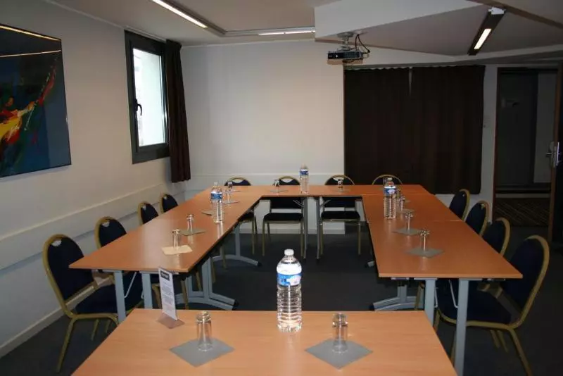 Kyriad Hotel Dijon Gare