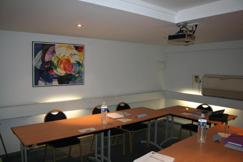 Kyriad Hotel Dijon Gare