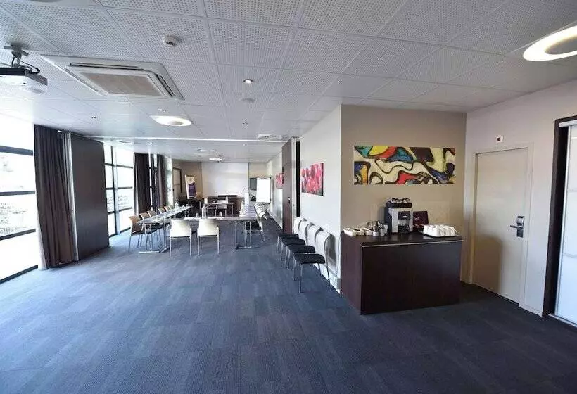 Kyriad Hotel Dijon Gare