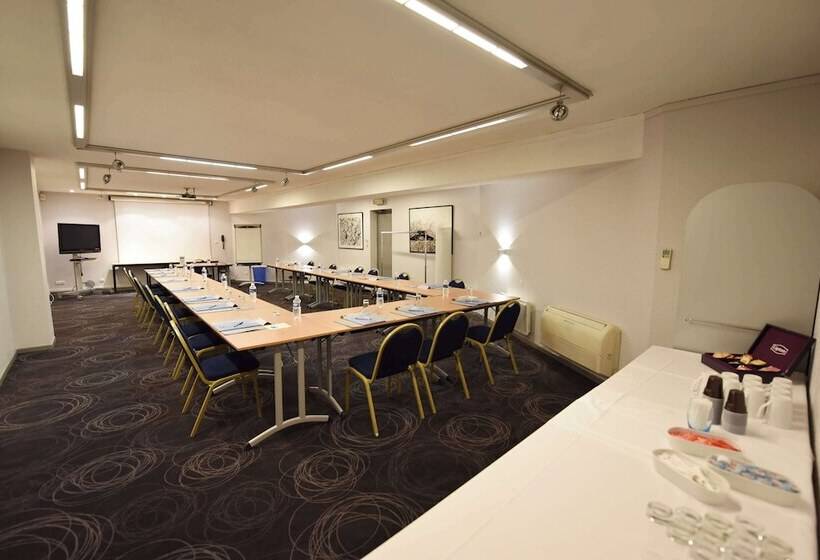 Kyriad Hotel Dijon Gare