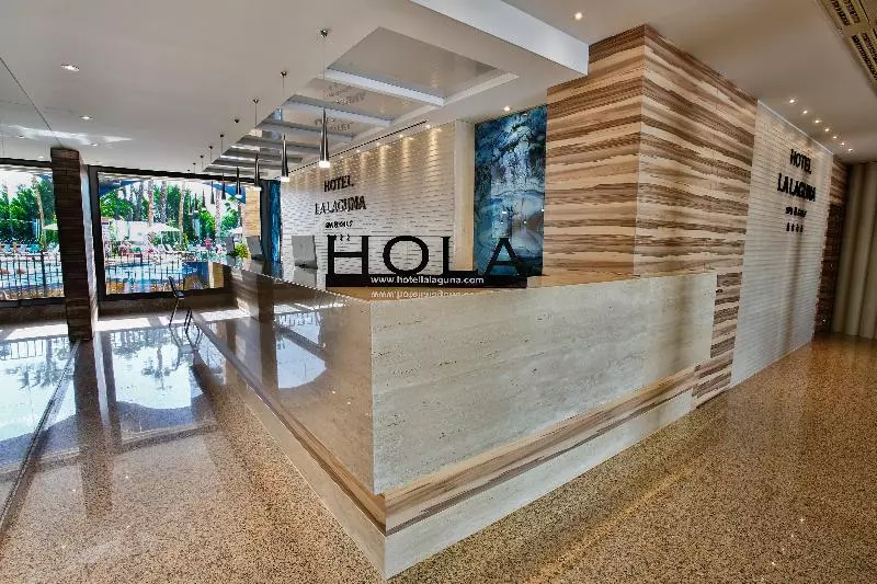 酒店 La Laguna Spa & Golf