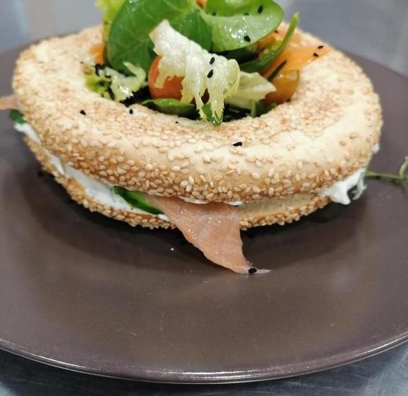 בית מלון כפרי Lamon