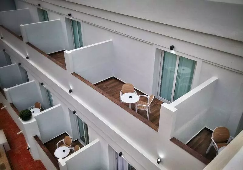 Mb Boutique Hotel   Adults Recommended