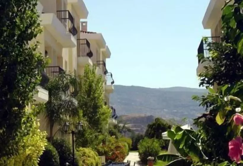 Nicki Holiday Resort