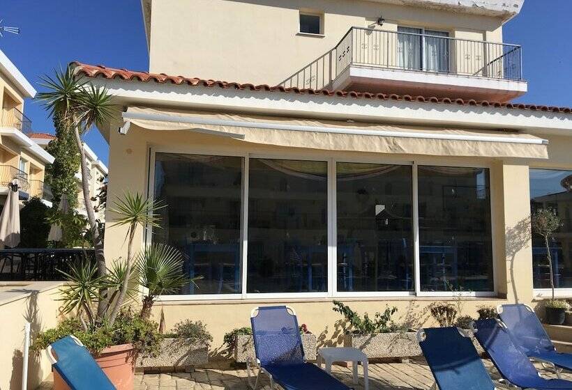 Nicki Holiday Resort