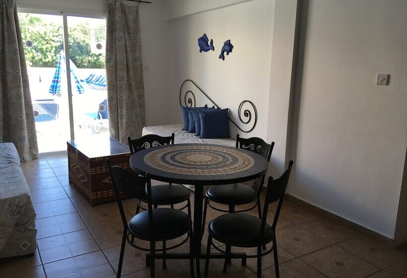 Nicki Holiday Resort