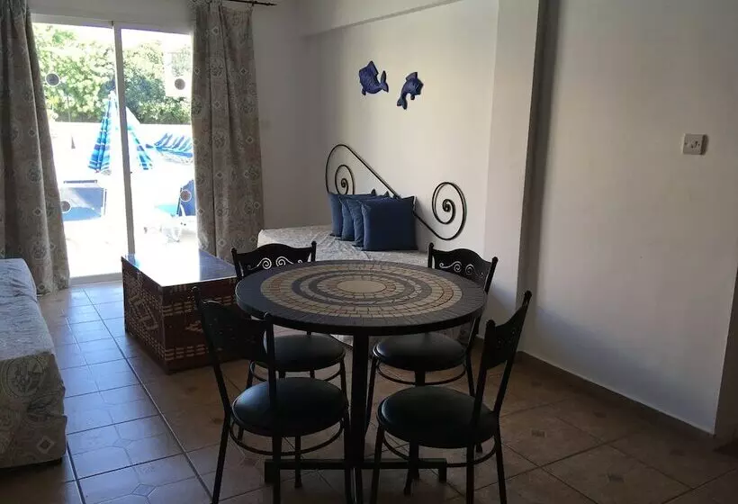 Nicki Holiday Resort