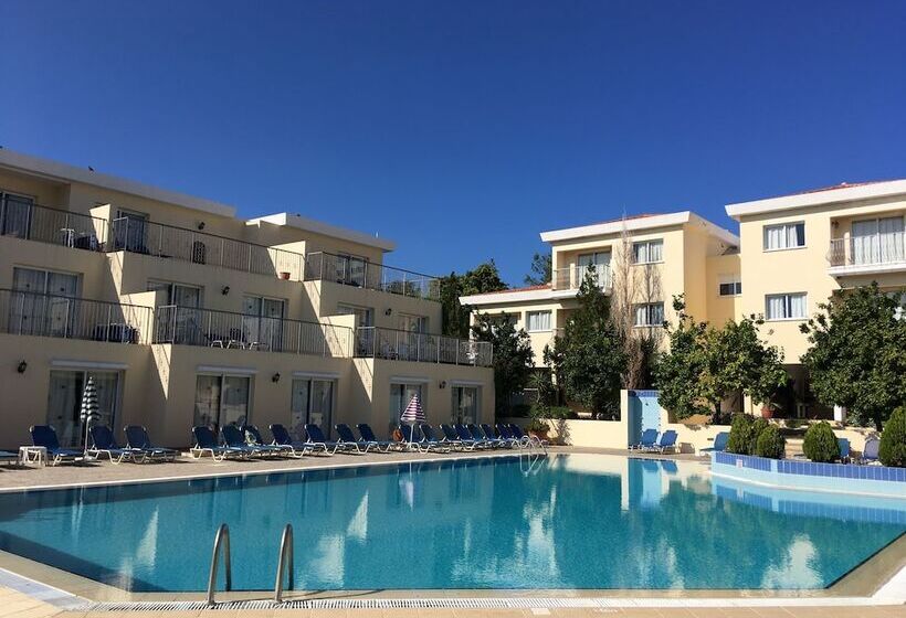 Nicki Holiday Resort