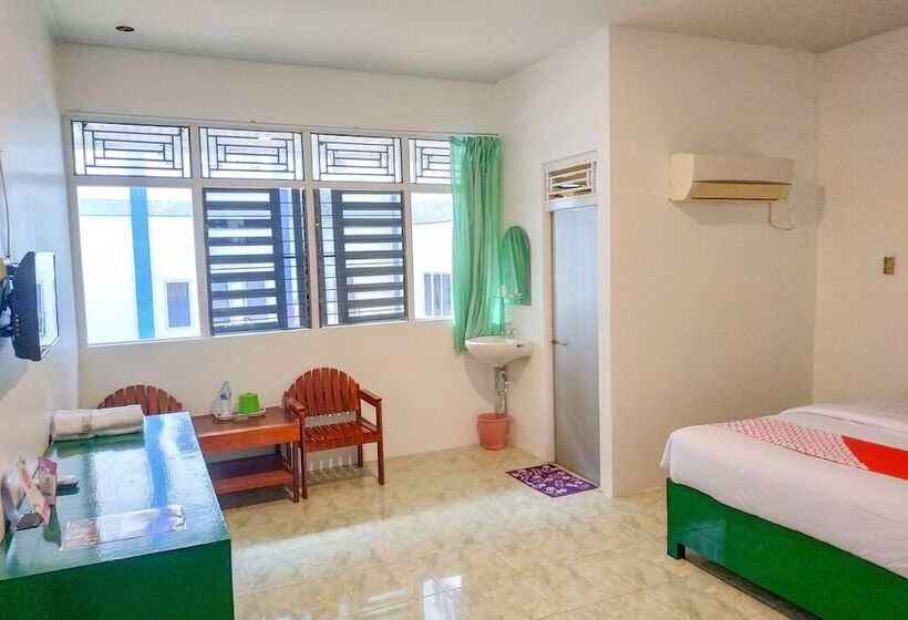 ホテル Sahabat Baru