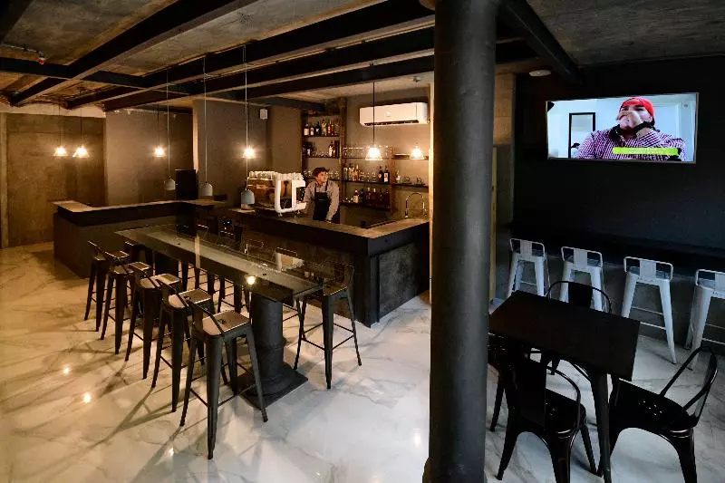 Quijano Hotel   Aparts & Suites