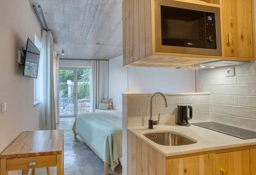 هتل Socalco Nature Calheta