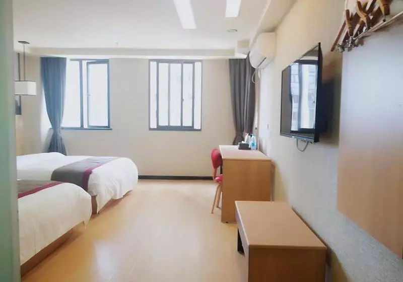 Thank Inn Chain Hotel Chongqing Nanan District Tongjing International Store