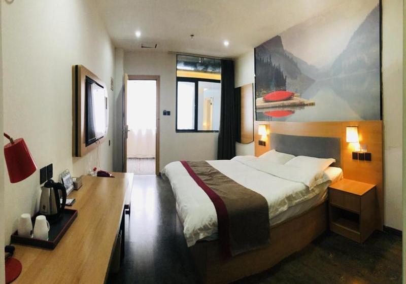 Thank Inn Chain Hotel Tibet Shigatse Sangzhuzi District Intersection Of Race Course