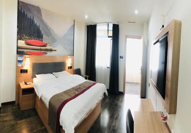 Thank Inn Chain Hotel Tibet Shigatse Sangzhuzi District Intersection Of Race Course