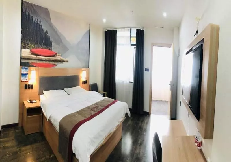 Thank Inn Chain Hotel Tibet Shigatse Sangzhuzi District Intersection Of Race Course