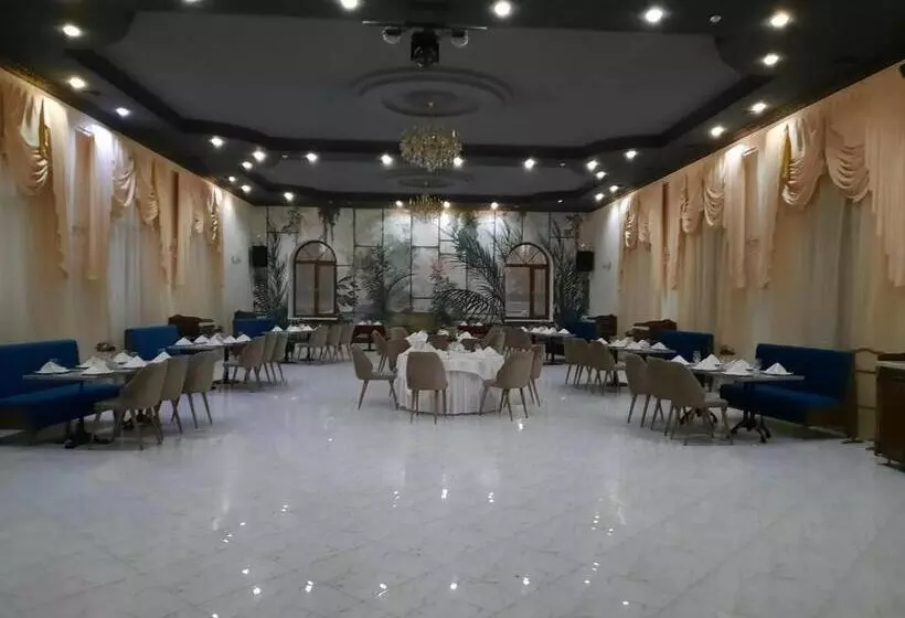 هتل Banqueting & Guest House поместье