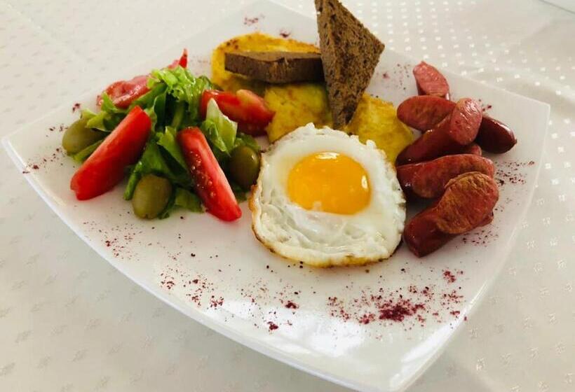 هتل Banqueting & Guest House поместье