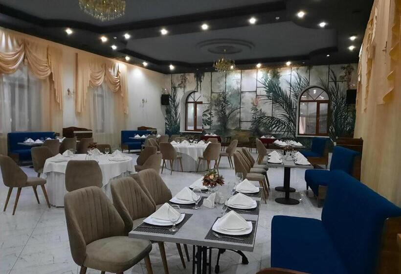 هتل Banqueting & Guest House поместье