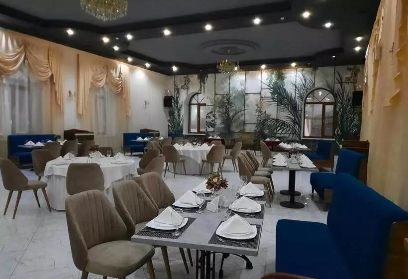 هتل Banqueting & Guest House поместье