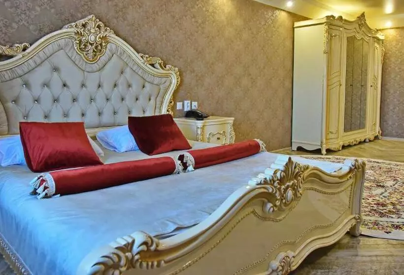 هتل Banqueting & Guest House поместье