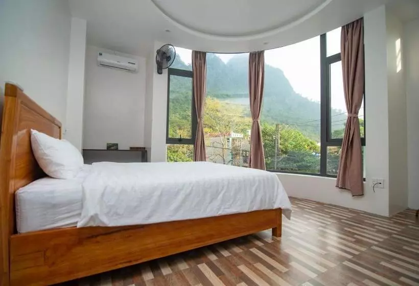 Long Hotel And Motobike Rental