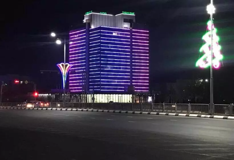 ホテル Tashkent