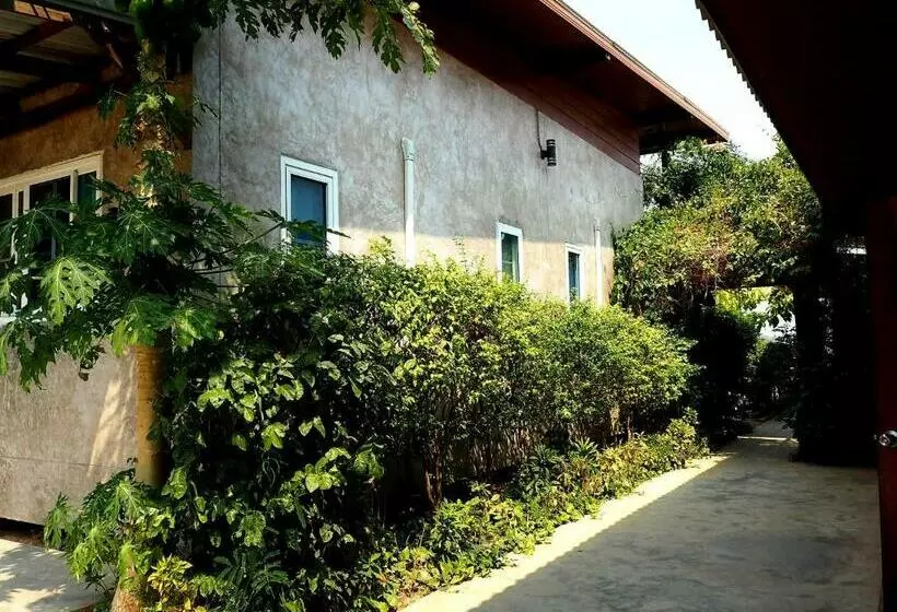 Nawiengkae Riverview Resort