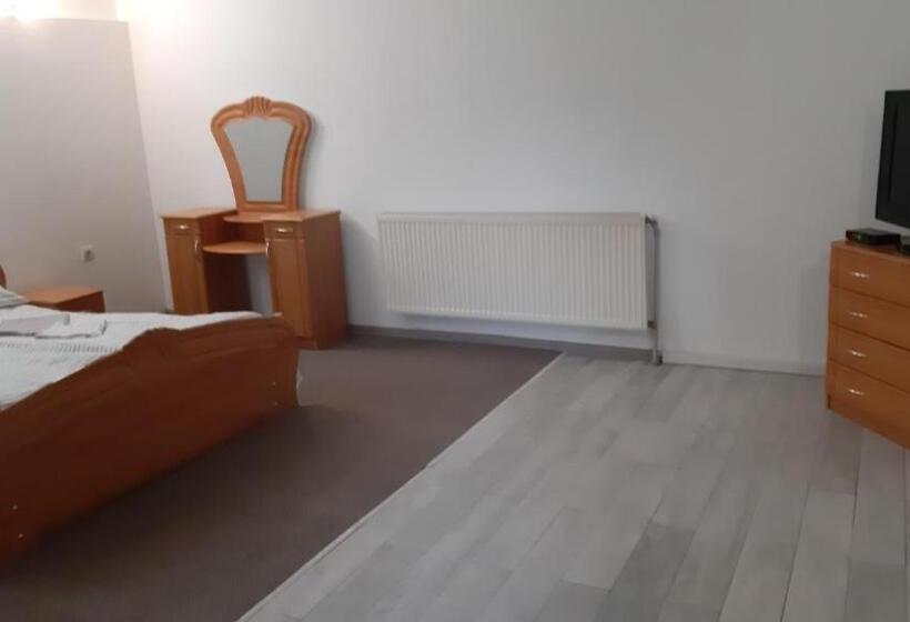 펜션 комнаты рядом с автовокзалом