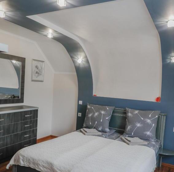 بنسيون фенікс