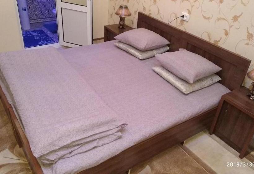 Pensionat Faride Guest House