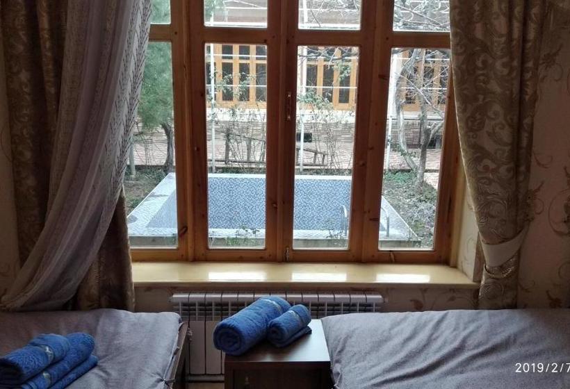 Pensionat Faride Guest House