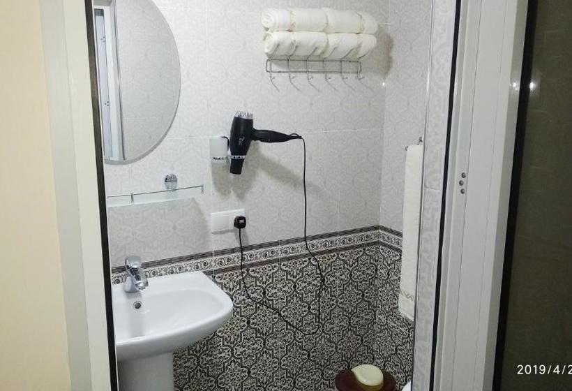 Pensionat Faride Guest House