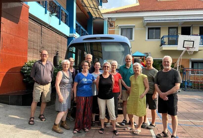 پانسیون Nhà Khách Làng May Mắn   Village Chance