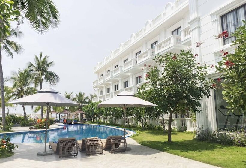 Seaside Boutique Resort Quy Nhon