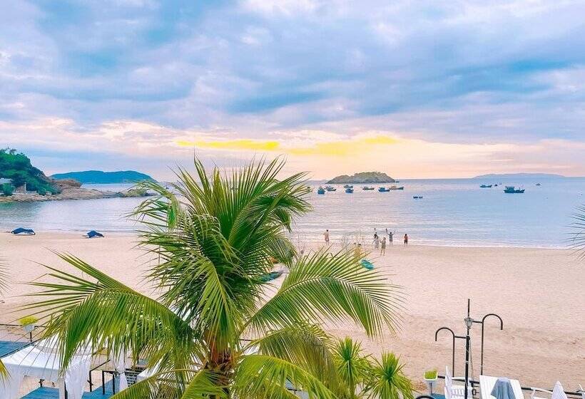 Seaside Boutique Resort Quy Nhon