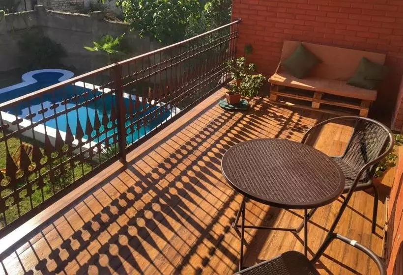 Tsinandali Inn