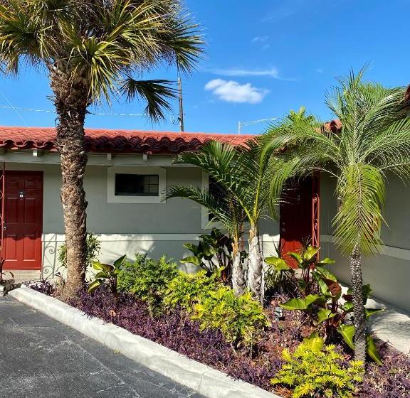 فندق صغير Budget Inn South