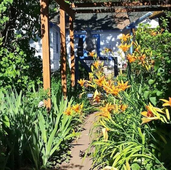 住宿加早餐  Rubyjune Inn