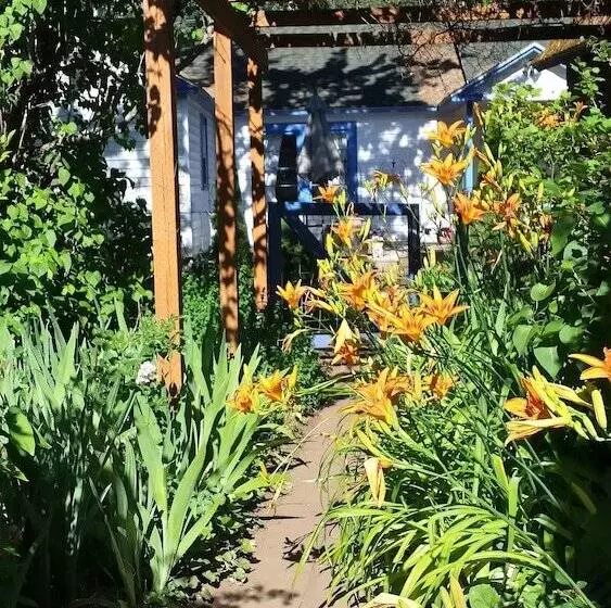 Aamiaismajoitus (B&B) Rubyjune Inn