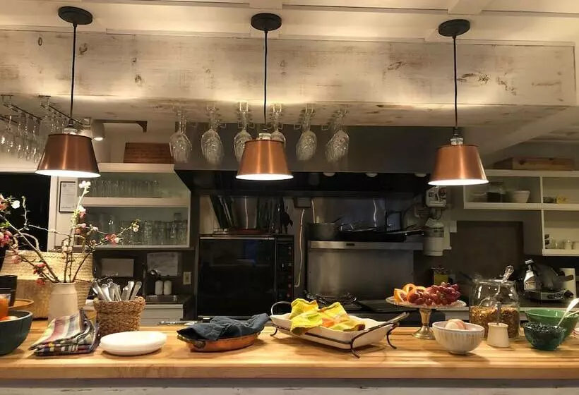 Aamiaismajoitus (B&B) Rubyjune Inn