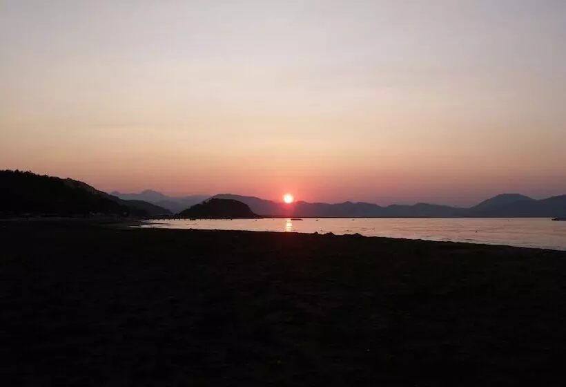 Aamiaismajoitus (B&B) Sirman Suite Boutique